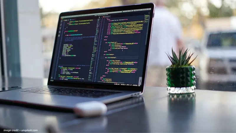 Mobile Proxies vs Residential Proxies: Key Differences 1 black laptop computer